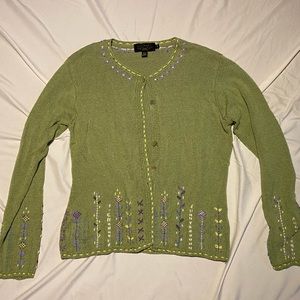 Medium green embroidered flower sweater